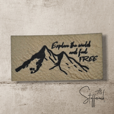Label - "BERGE - Explore the world and feel FREE" -  ca. 2,5 cm x 4,5 cm - Kunstleder ++ Farbauswahl ++